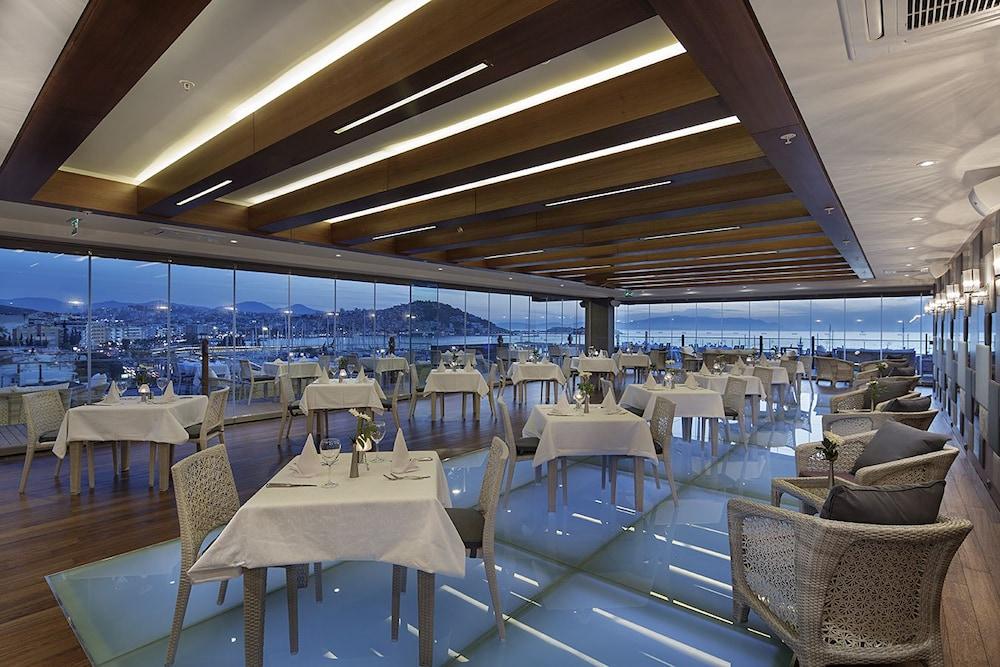 Doubletree By Hilton קוסדסי מראה חיצוני תמונה