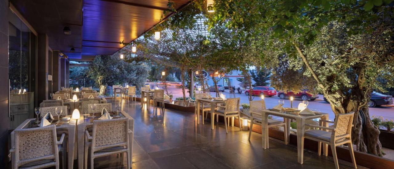 Doubletree By Hilton קוסדסי מראה חיצוני תמונה