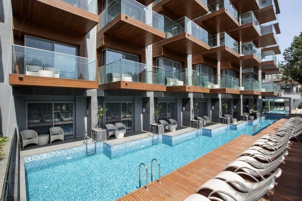 Doubletree By Hilton קוסדסי מראה חיצוני תמונה