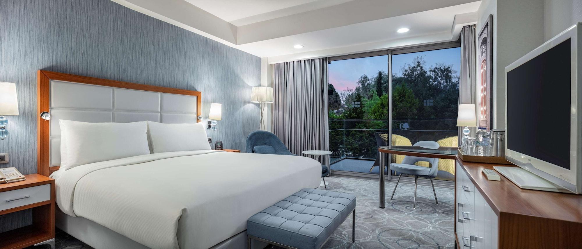 Doubletree By Hilton קוסדסי מראה חיצוני תמונה