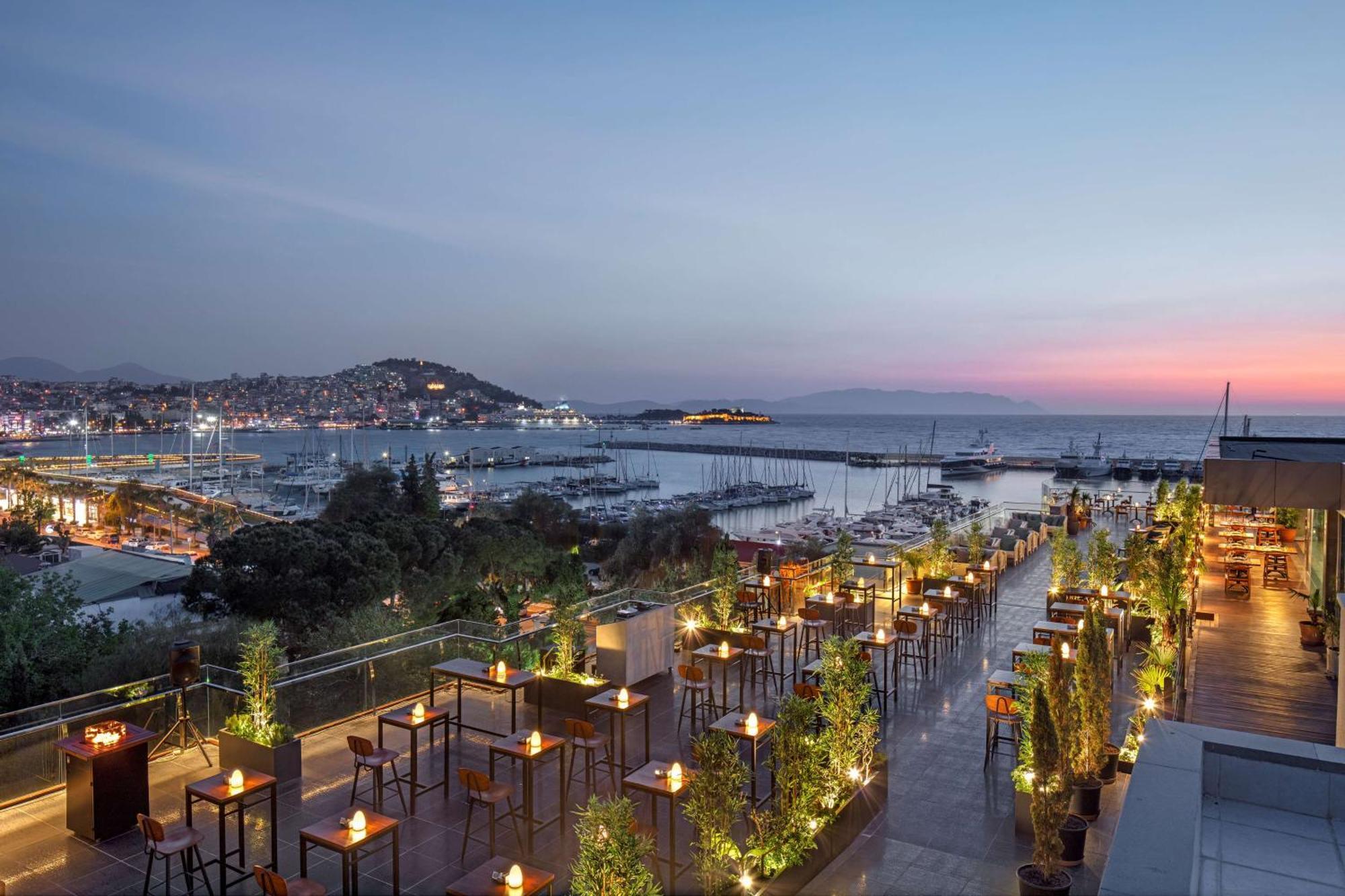 Doubletree By Hilton קוסדסי מראה חיצוני תמונה