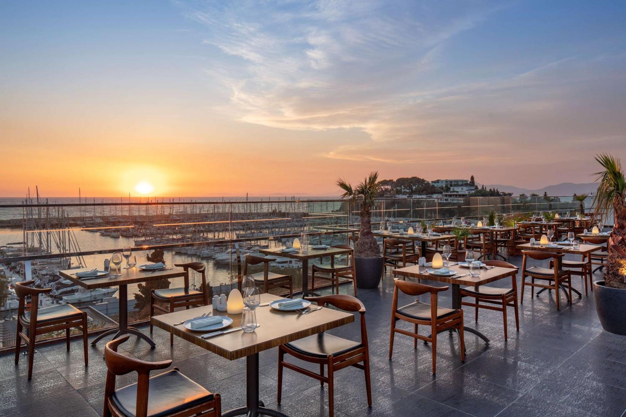 Doubletree By Hilton קוסדסי מראה חיצוני תמונה