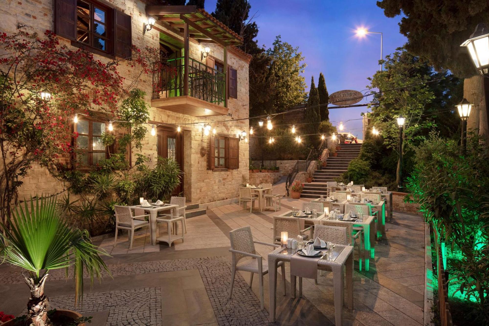 Doubletree By Hilton קוסדסי מראה חיצוני תמונה